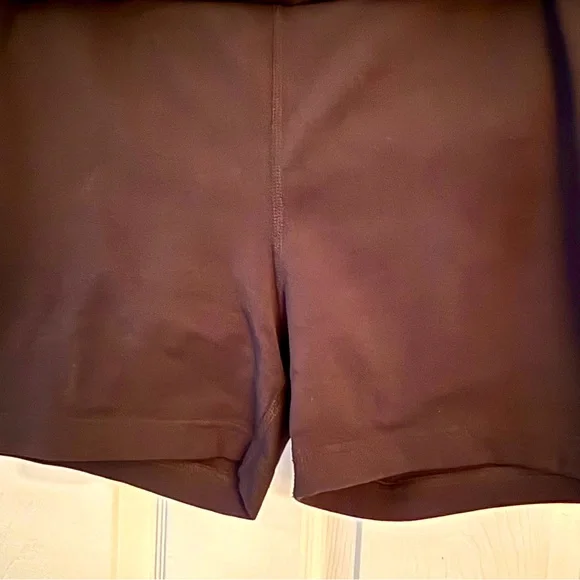 Duluth Trading Company Black Women's Skort Size M - Picture 3 of 3